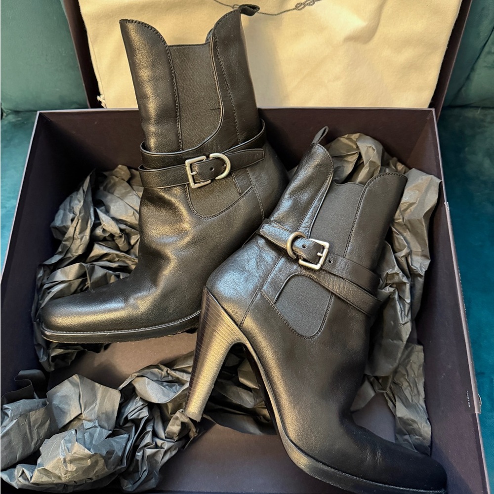 Prada Black Chelsea Heeled Leather Boots